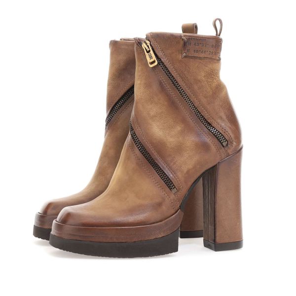 Slashed Daino Ankle Boots Velma Women Ankle Boots A S 98